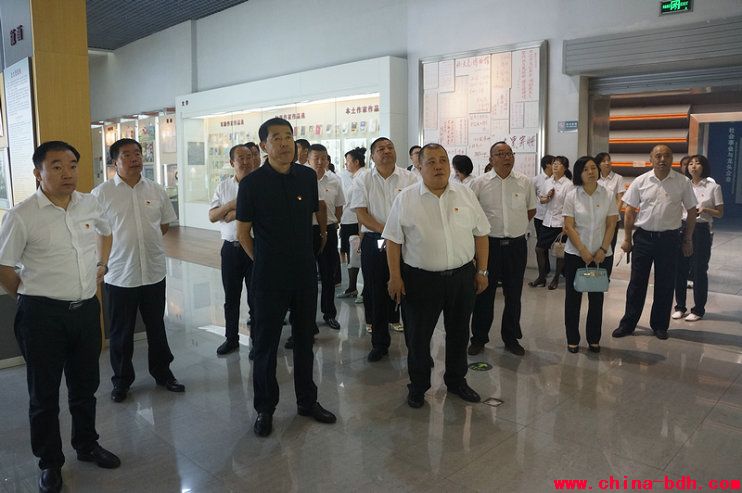 點(diǎn)擊瀏覽下一頁(yè)